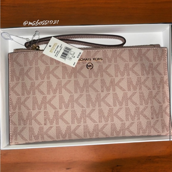 Michael Kors Pink/Ballet Large Zip Wristlet BRAND NEW - Picture 1 of 2